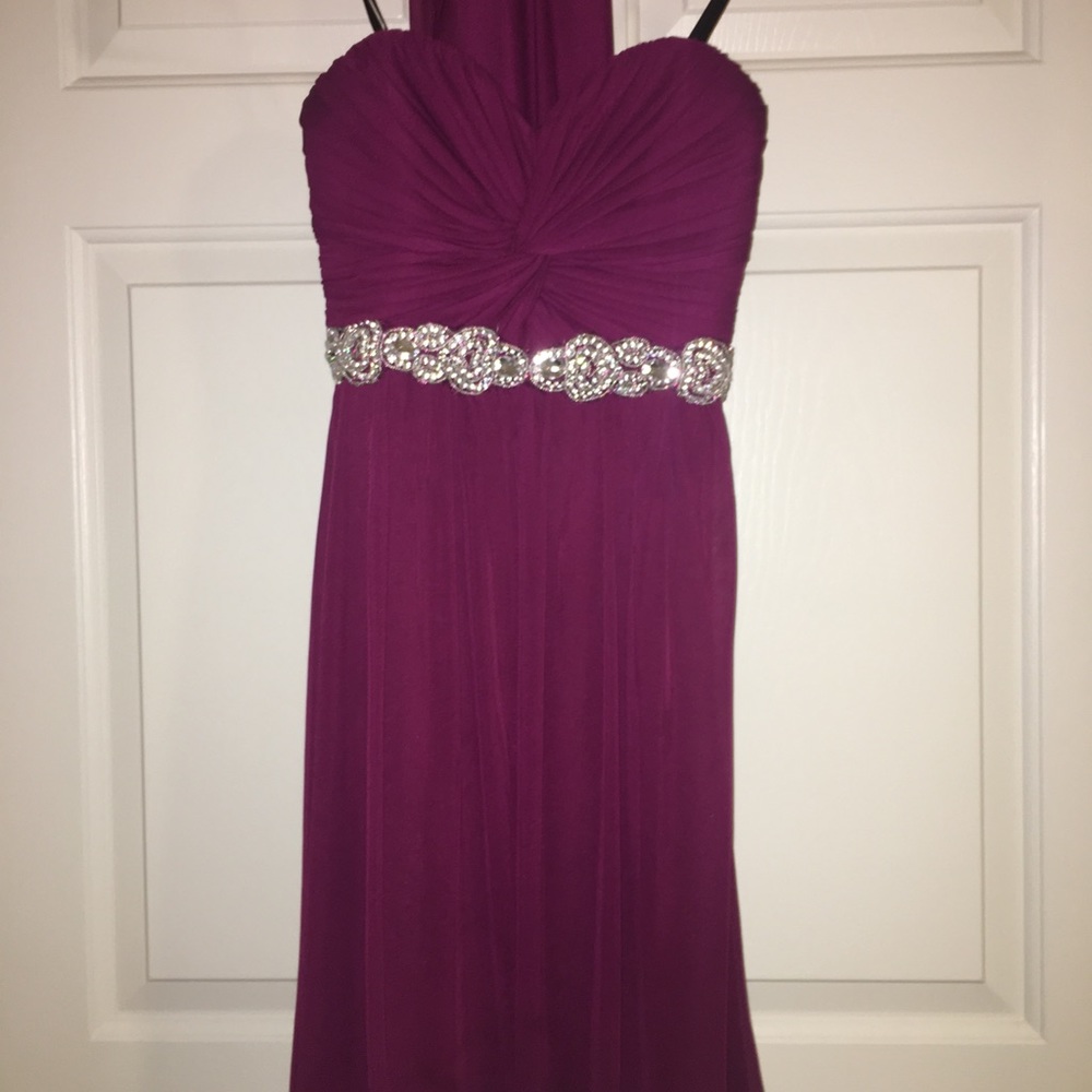 Maroon Short Embroidered Prom/Formal Dress
